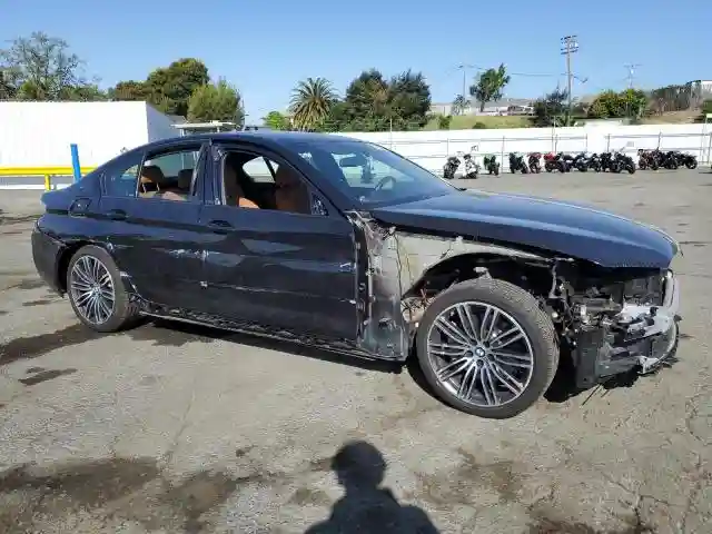 WBAJA9C51KB254706 2019 BMW 5 SERIES-3
