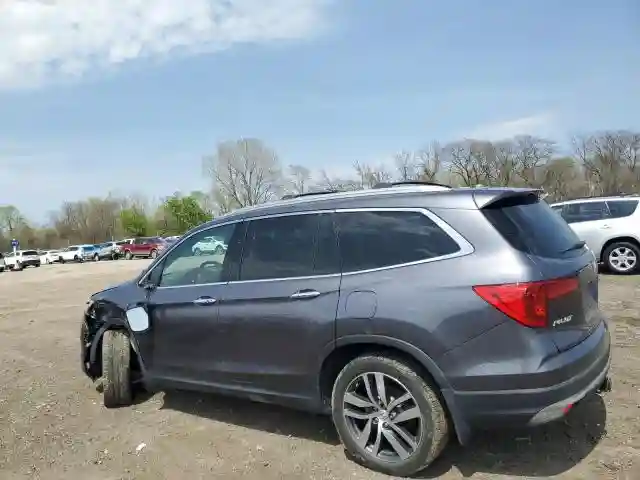 5FNYF6H08HB049081 2017 HONDA PILOT-1