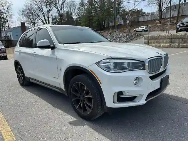 5UXKT0C56J0W03350 2018 BMW X5-3