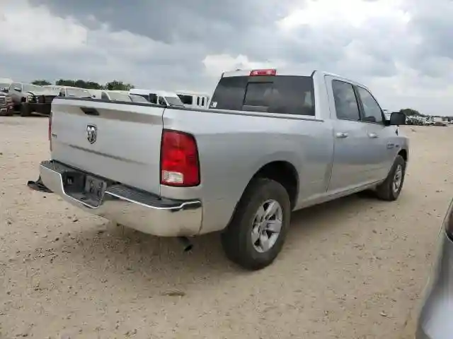1C6RR6TT7JS118842 2018 RAM 1500-2