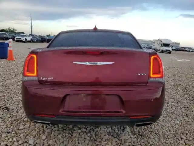 2C3CCAAG1KH614404 2019 CHRYSLER 300-5