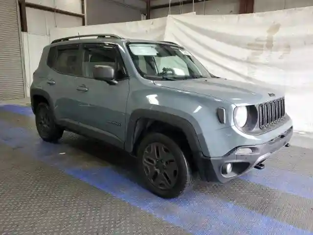 ZACCJBAB7JPH72156 2018 JEEP RENEGADE-3