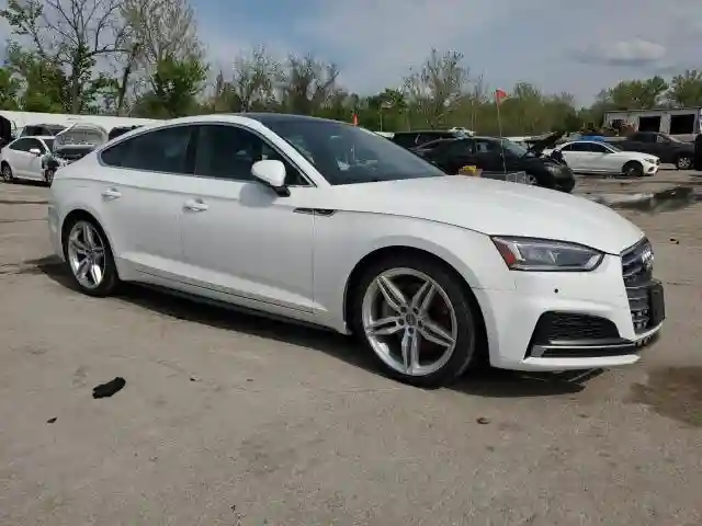 WAUENCF54JA135650 2018 AUDI A5-3