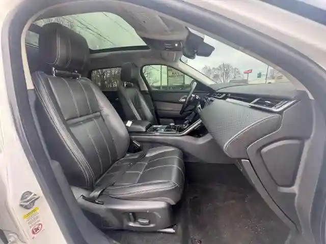 SALYB2RN9JA755045 2018 LAND ROVER RANGEROVER-4
