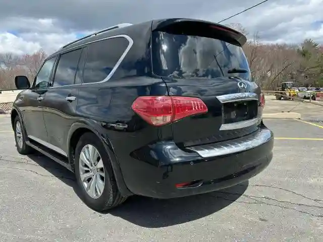 JN8AZ2NC7G9402763 2016 INFINITI QX80-1