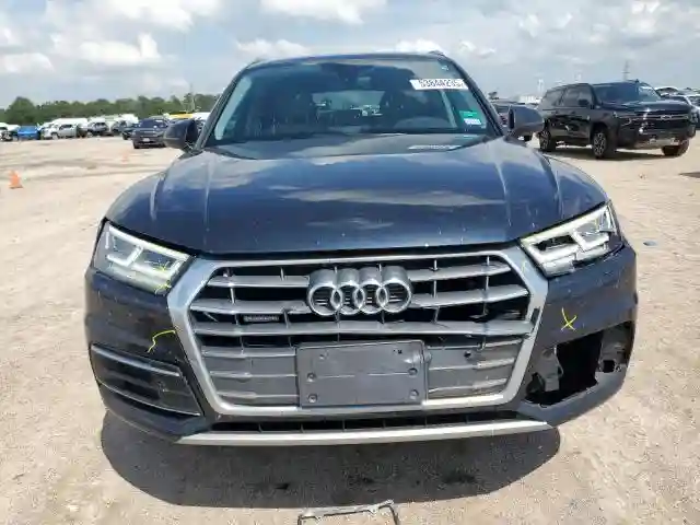 WA1BNAFY7J2177058 2018 AUDI Q5-4