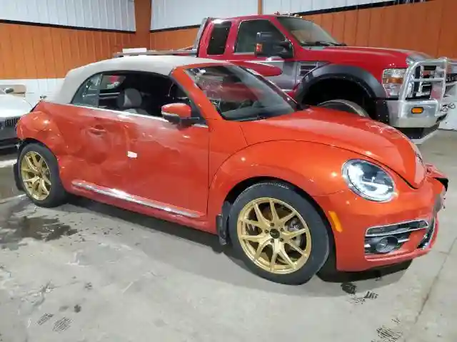 3VW5DAAT8JM508351 2018 VOLKSWAGEN BEETLE-3