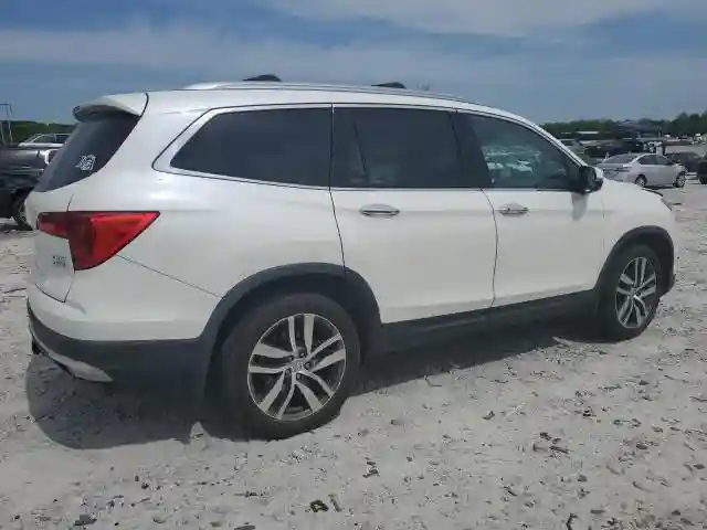 5FNYF6H02HB076020 2017 HONDA PILOT-2