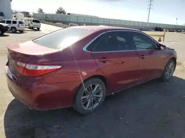 4T1BF1FKXGU573525 2016 TOYOTA CAMRY-2