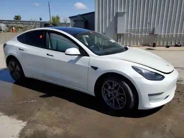 5YJ3E1EA4PF571248 2023 TESLA MODEL 3-3
