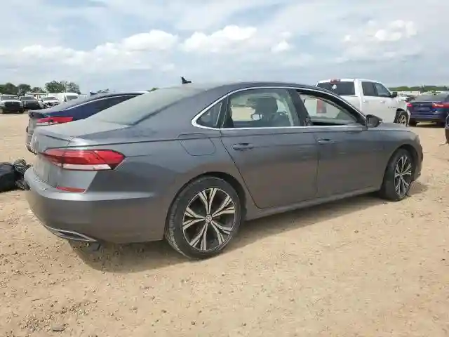 1VWSA7A31MC013221 2021 VOLKSWAGEN PASSAT-2