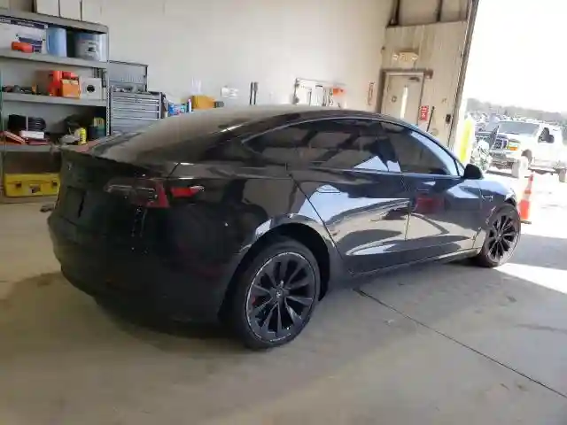 5YJ3E1EA8PF446835 2023 TESLA MODEL 3-2