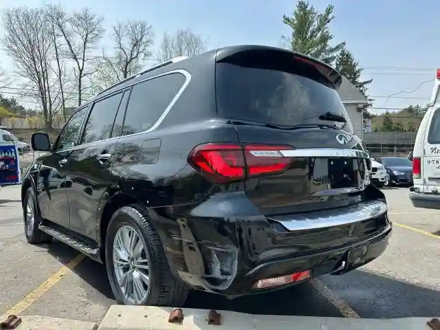 JN8AZ2AD8P9875358 2023 INFINITI QX80-1