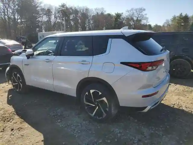JA4T5VA95RZ064045 2024 MITSUBISHI OUTLANDER-1