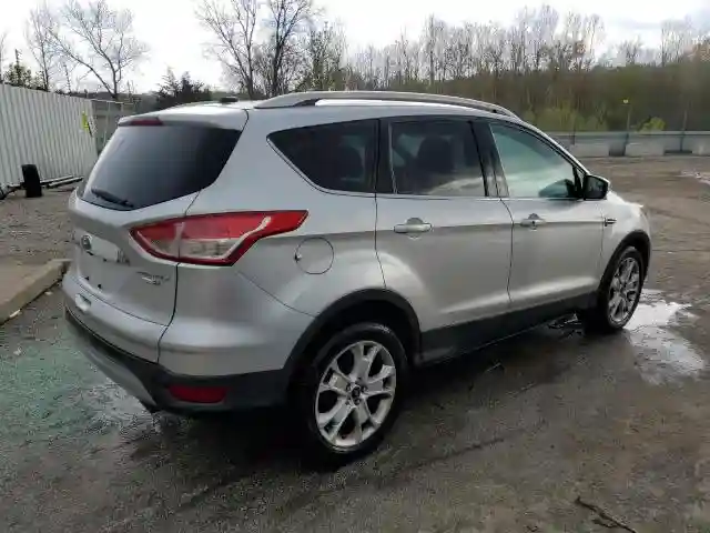 1FMCU9J90GUB05607 2016 FORD ESCAPE-2
