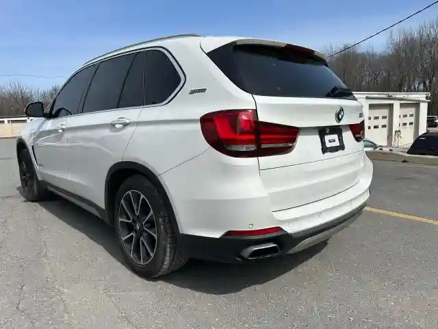 5UXKT0C56J0W03350 2018 BMW X5-1