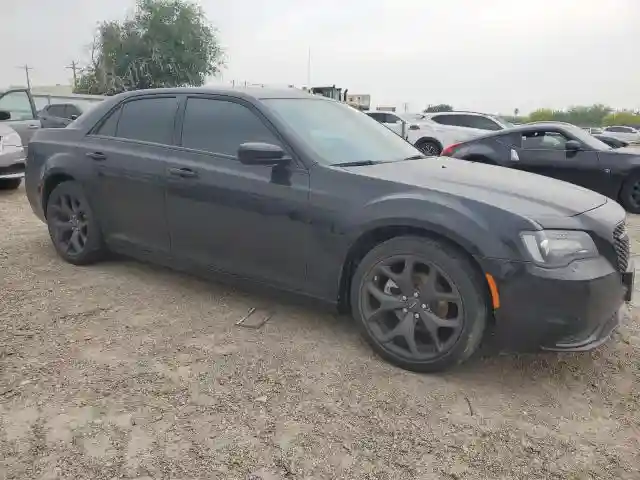 2C3CCAAG5PH548981 2023 CHRYSLER 300-3