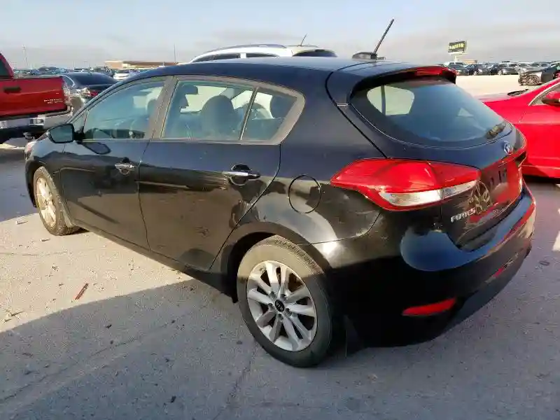 KNAFK5A86H5674901 2017 KIA FORTE-1