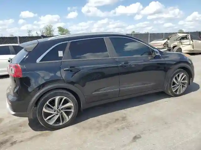 KNDCE3LC4H5082805 2017 KIA NIRO-2