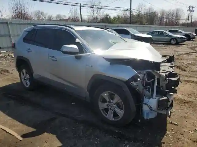 2T3RWRFV4KW008775 2019 TOYOTA RAV4-3