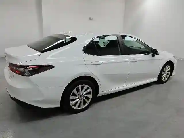4T1C11AK1MU513087 2021 TOYOTA CAMRY-2