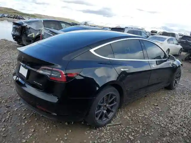 5YJ3E1EB5KF197086 2019 TESLA MODEL 3-2