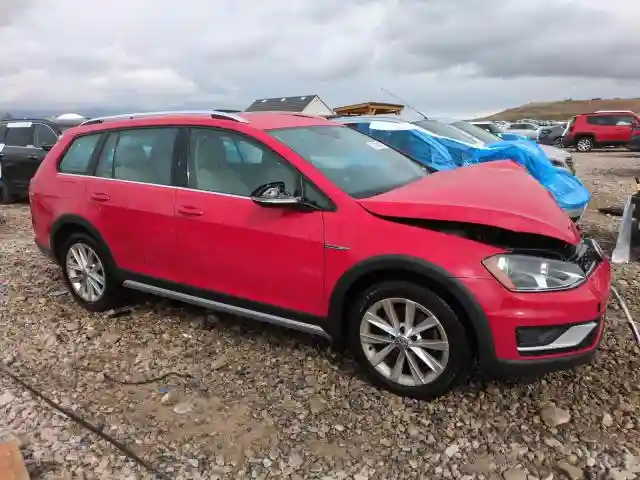 3VWH17AU3HM508429 2017 VOLKSWAGEN GOLF-3