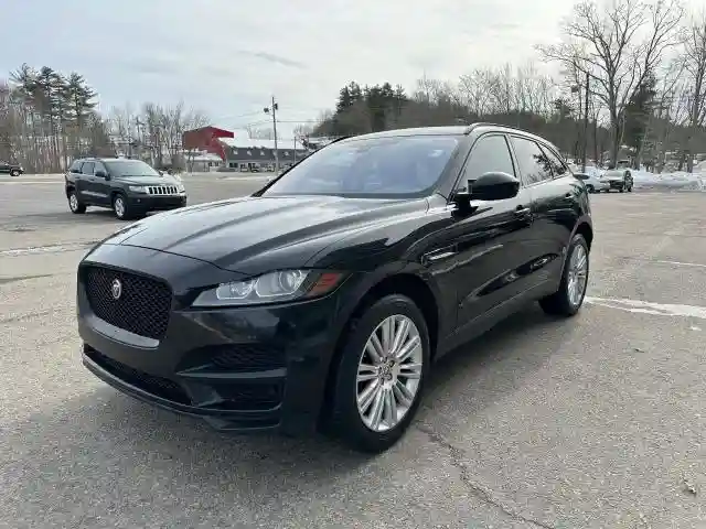SADCJ2BN5HA096670 2017 JAGUAR F-PACE-1