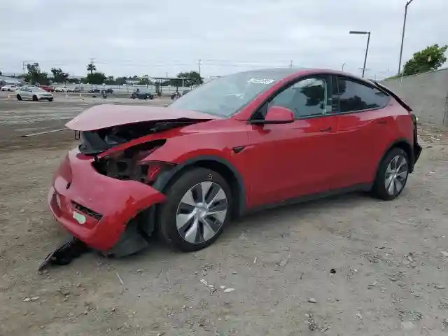 7SAYGDEE8PF810338 2023 TESLA MODEL Y-0
