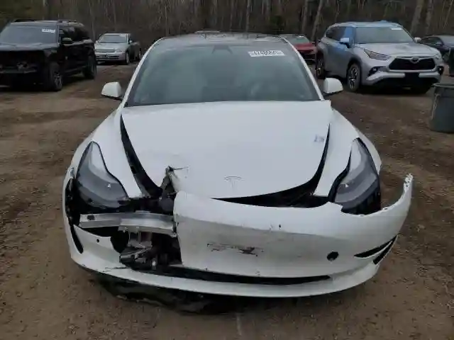 5YJ3E1EA1NF152187 2022 TESLA MODEL 3-4