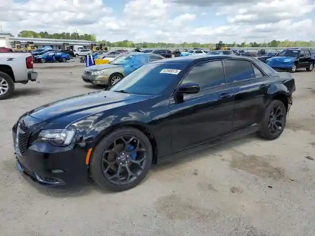 2C3CCAAG6KH613488 2019 CHRYSLER 300-0