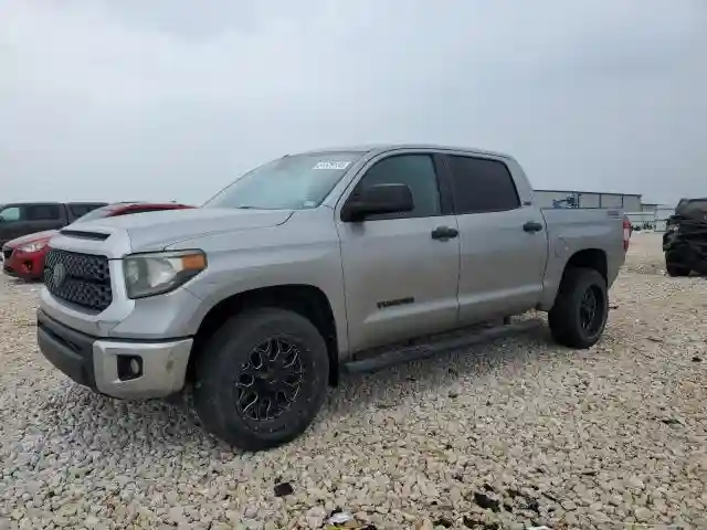 5TFEM5F17KX135901 2019 TOYOTA TUNDRA-0