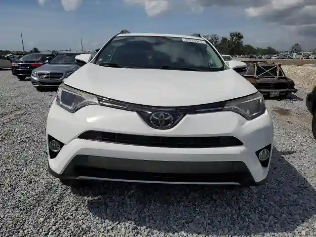 2T3RFREV1JW843426 2018 TOYOTA RAV4-4