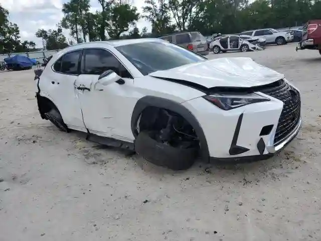 JTHY3JBH5K2016803 2019 LEXUS UX 200-3