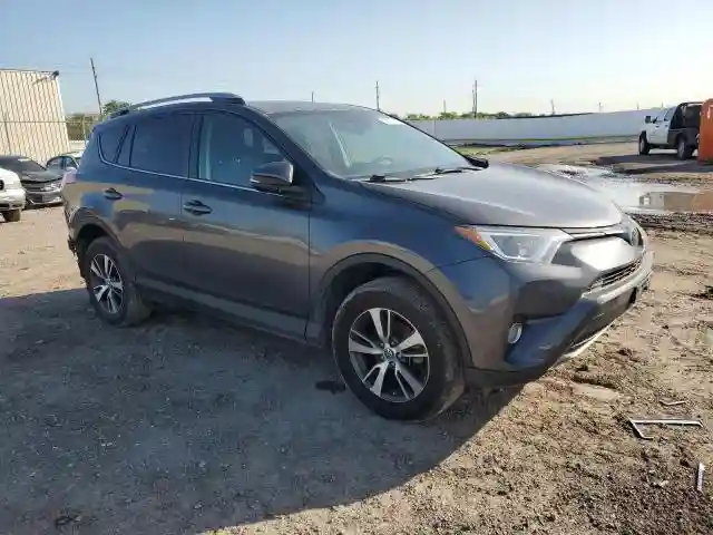 2T3WFREV0JW517488 2018 TOYOTA RAV4-3