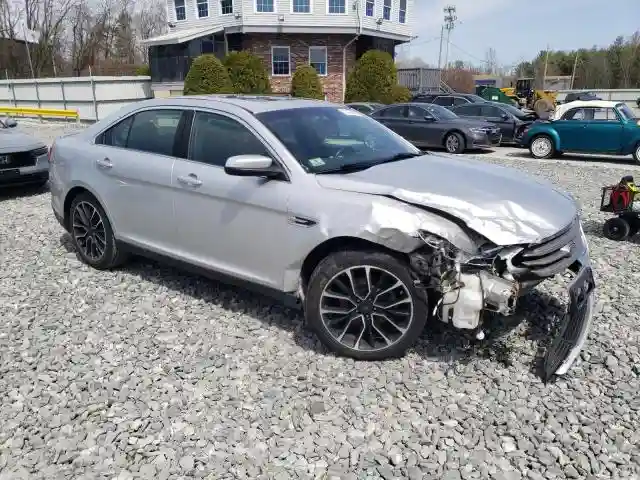 1FAHP2E87JG137928 2018 FORD TAURUS-3