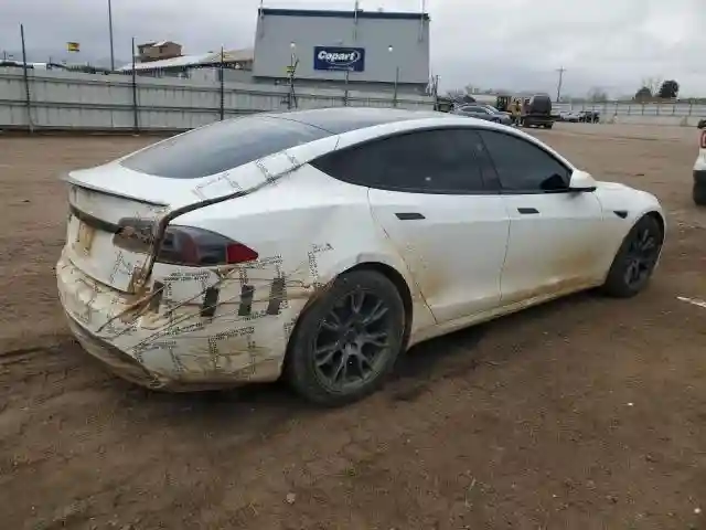5YJSA1E69NF461067 2022 TESLA MODEL S-2