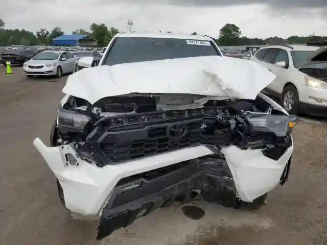 3TYLB5JN8RT041845 2024 TOYOTA TACOMA-4