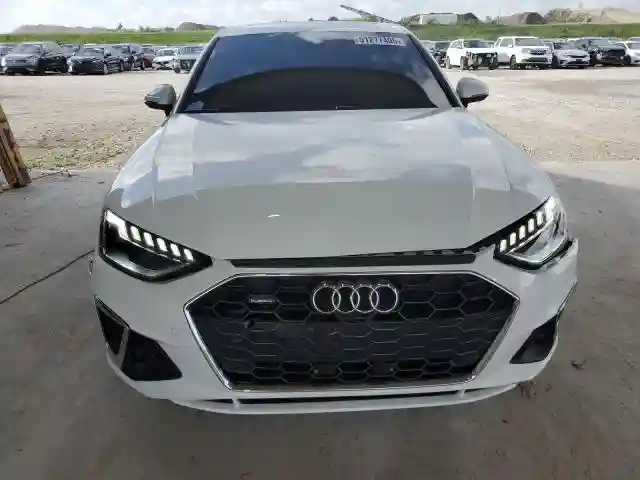 WAUEAAF41PN015815 2023 AUDI A4-4