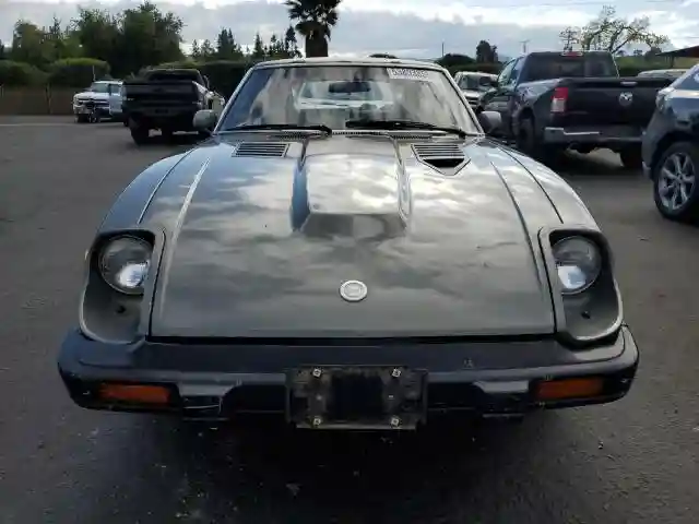 JN1CZ06S1DX700637 1983 DATSUN 280-4