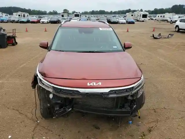 KNDEU2AA1R7582661 2024 KIA SELTOS-4