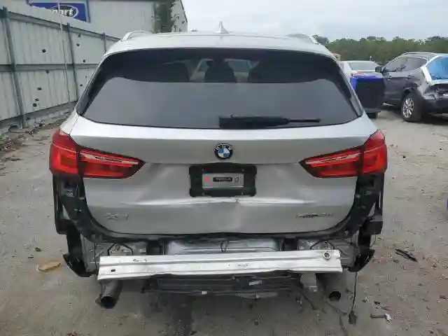 WBXHU7C32J3H44095 2018 BMW X1-5