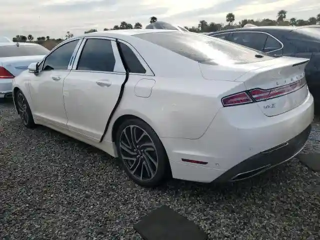 3LN6L5E92LR610827 2020 LINCOLN MKZ-1