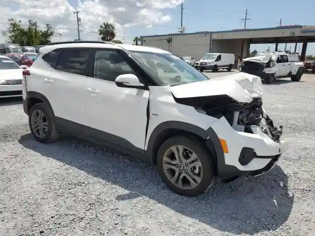KNDEUCAA0M7223090 2021 KIA SELTOS-3