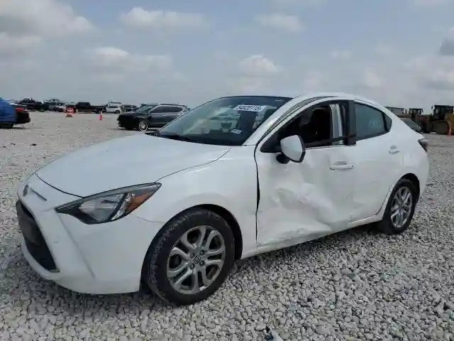 3MYDLBZV2GY124307 2016 TOYOTA SCION-0