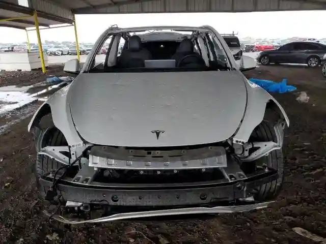 7SAYGDEE5NA021722 2022 TESLA MODEL Y-4