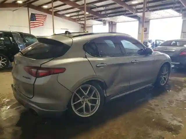 ZASPAKBN9L7C75997 2020 ALFA ROMEO STELVIO-2