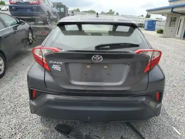 JTNKHMBX2J1011026 2018 TOYOTA C-HR-5