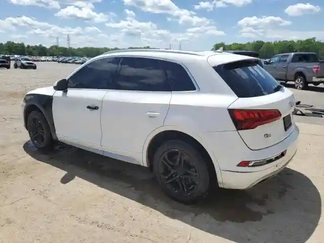 WA1ANAFY2K2081660 2019 AUDI Q5-1
