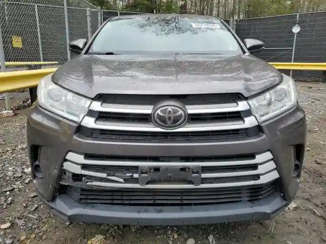 5TDZARFH8HS024898 2017 TOYOTA HIGHLANDER-4